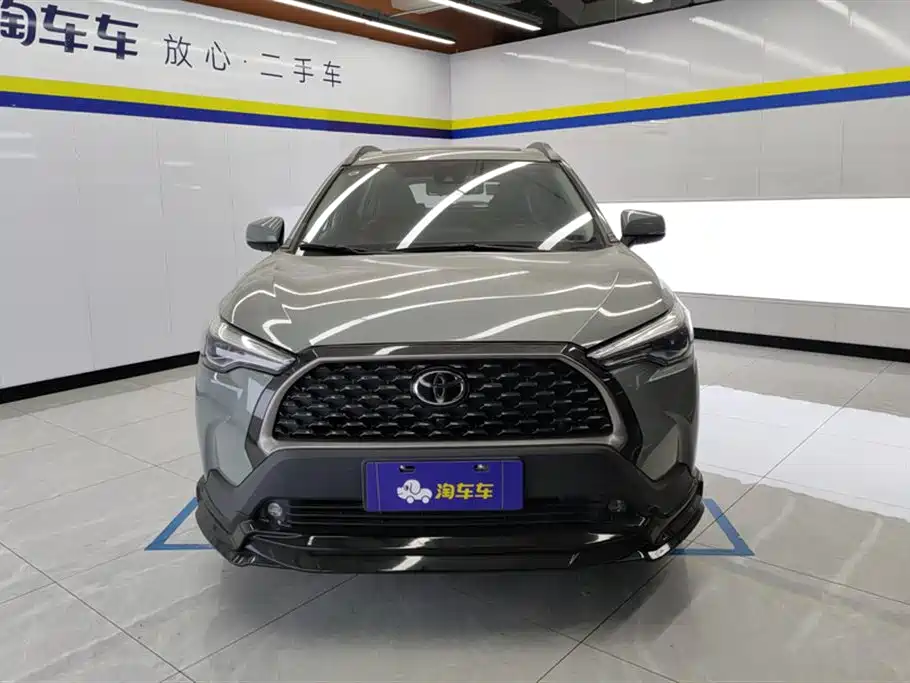 Toyota Corolla Cross 2022 2.0L Flagship Edition фото 2
