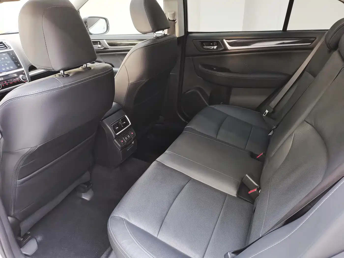 Subaru Legacy 2020 Facelift 2.5i AWD Honor Edition EyeSight фото 11