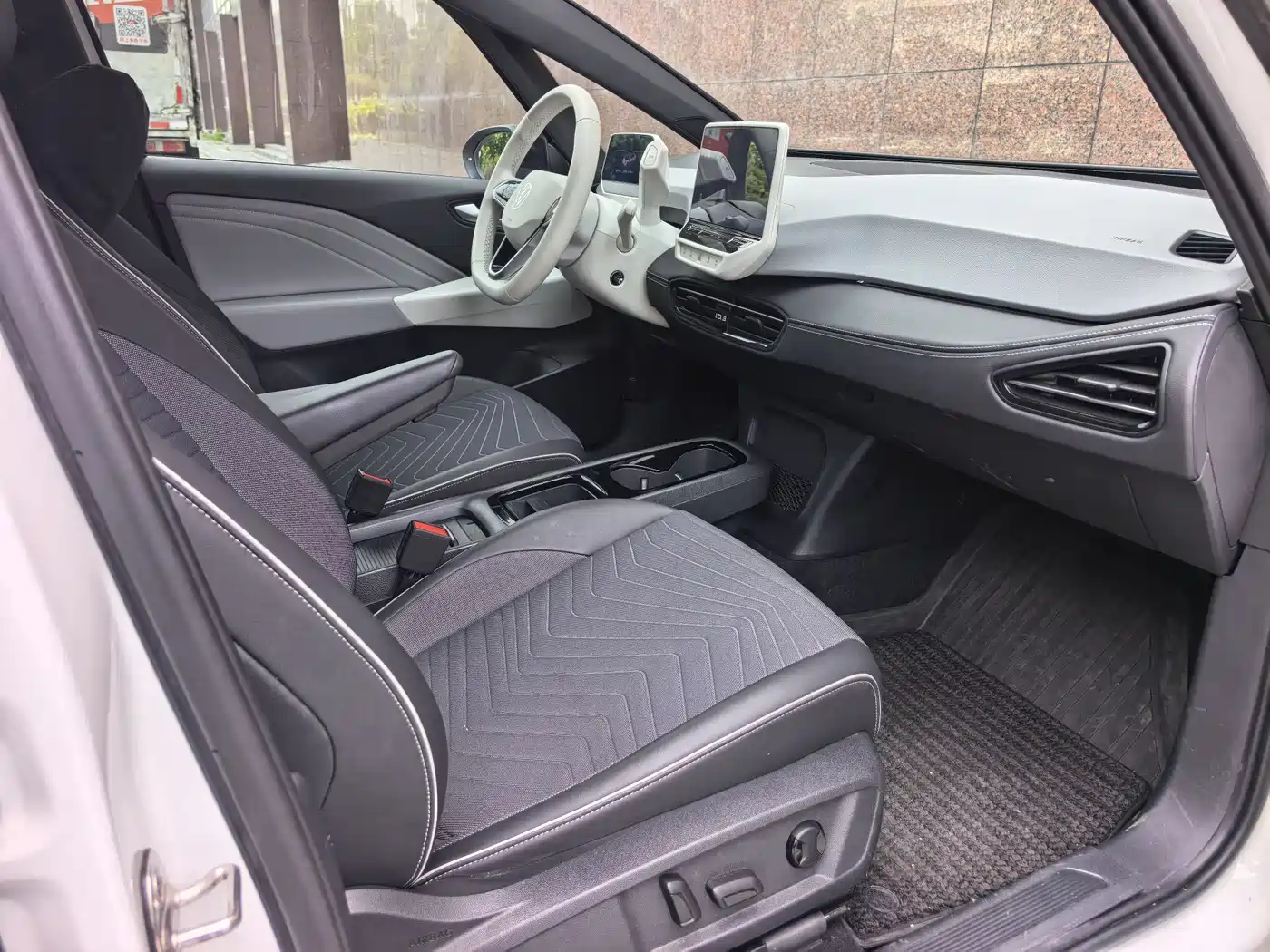 Volkswagen ID.3 2024 Outstanding Edition фото 16