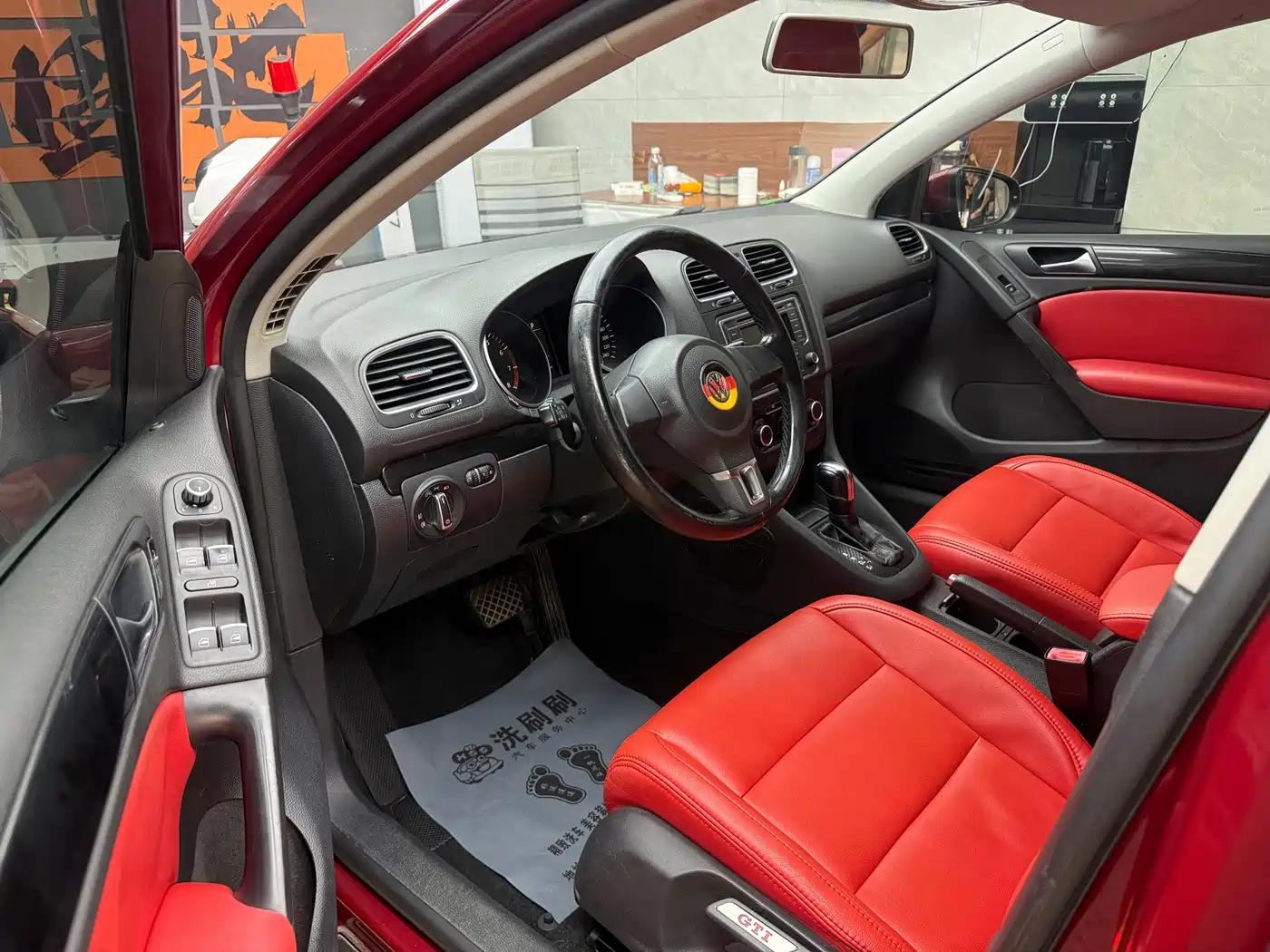 Фото 4 - Volkswagen Golf