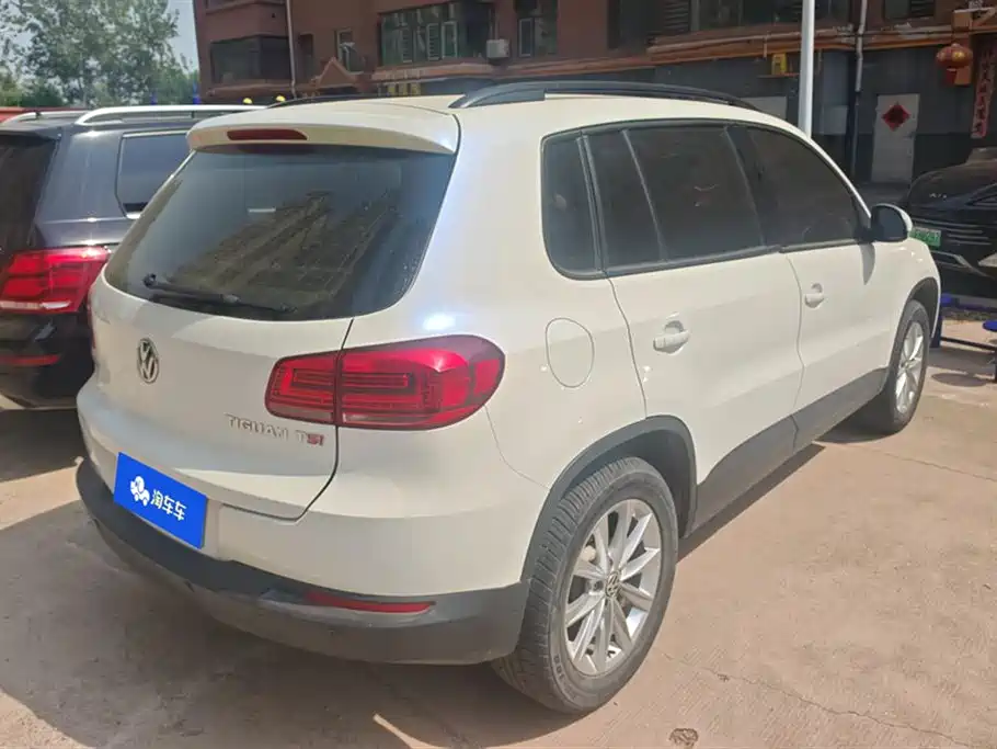 Volkswagen Tiguan 2015 1.8TSI Automatic 2WD Comfortline фото 3