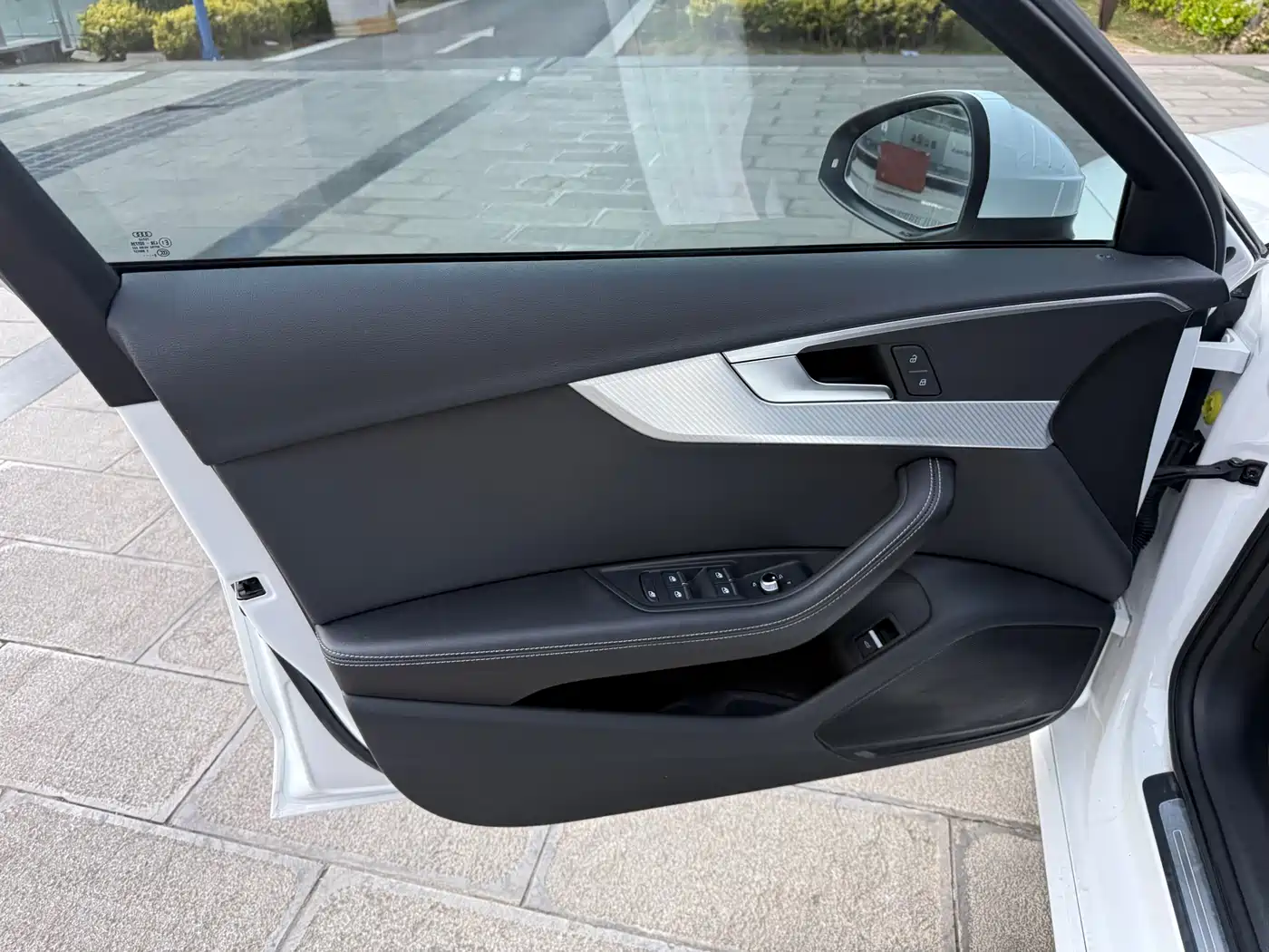 Audi A4L 2020 40 TFSI Fashion Dynamic Edition фото 17