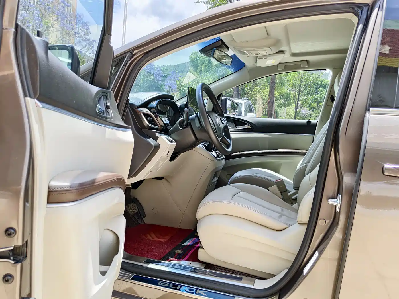 Buick GL8 2021 Land Business Class 652T Comfort фото 9