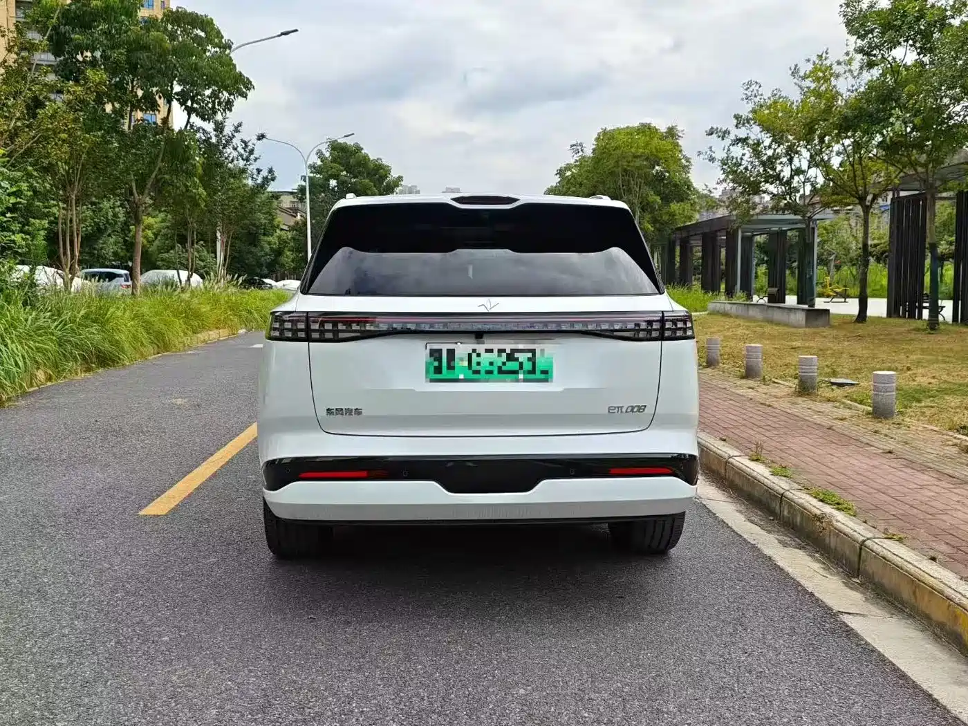 Dongfeng Yipai eπ008 2026 2026 6-seater EREV Family Joy Edition