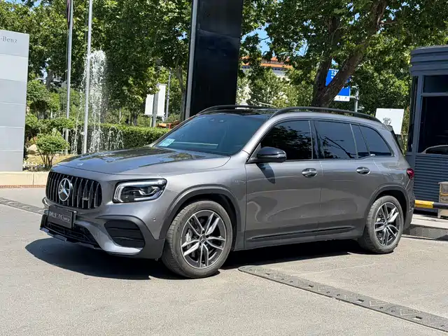Mercedes-Benz GLB AMG AMG GLB 35 4MATIC