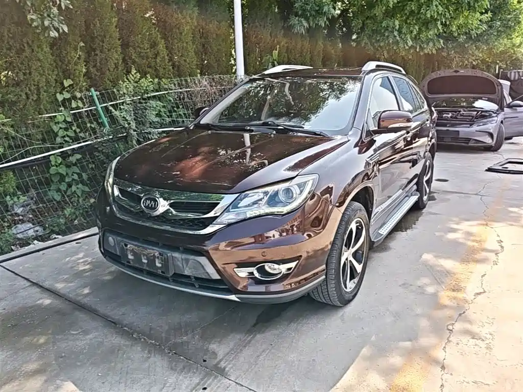 BYD S7 2016 2.0T Auto Premium Plus