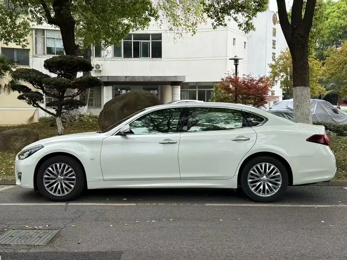 Infiniti Q70 2016 2017 Q70L 2.5L Elite Edition