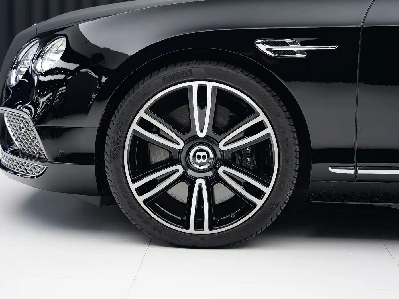 Bentley Continental 2013 2012 6.0T GTC W12