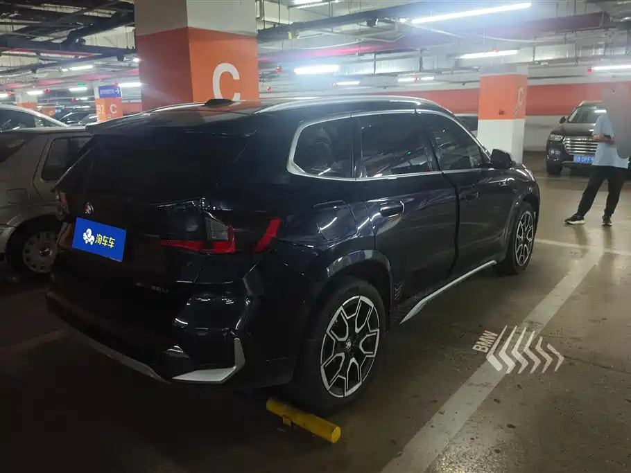BMW X1 2023 sDrive25Li X Design Package фото 3