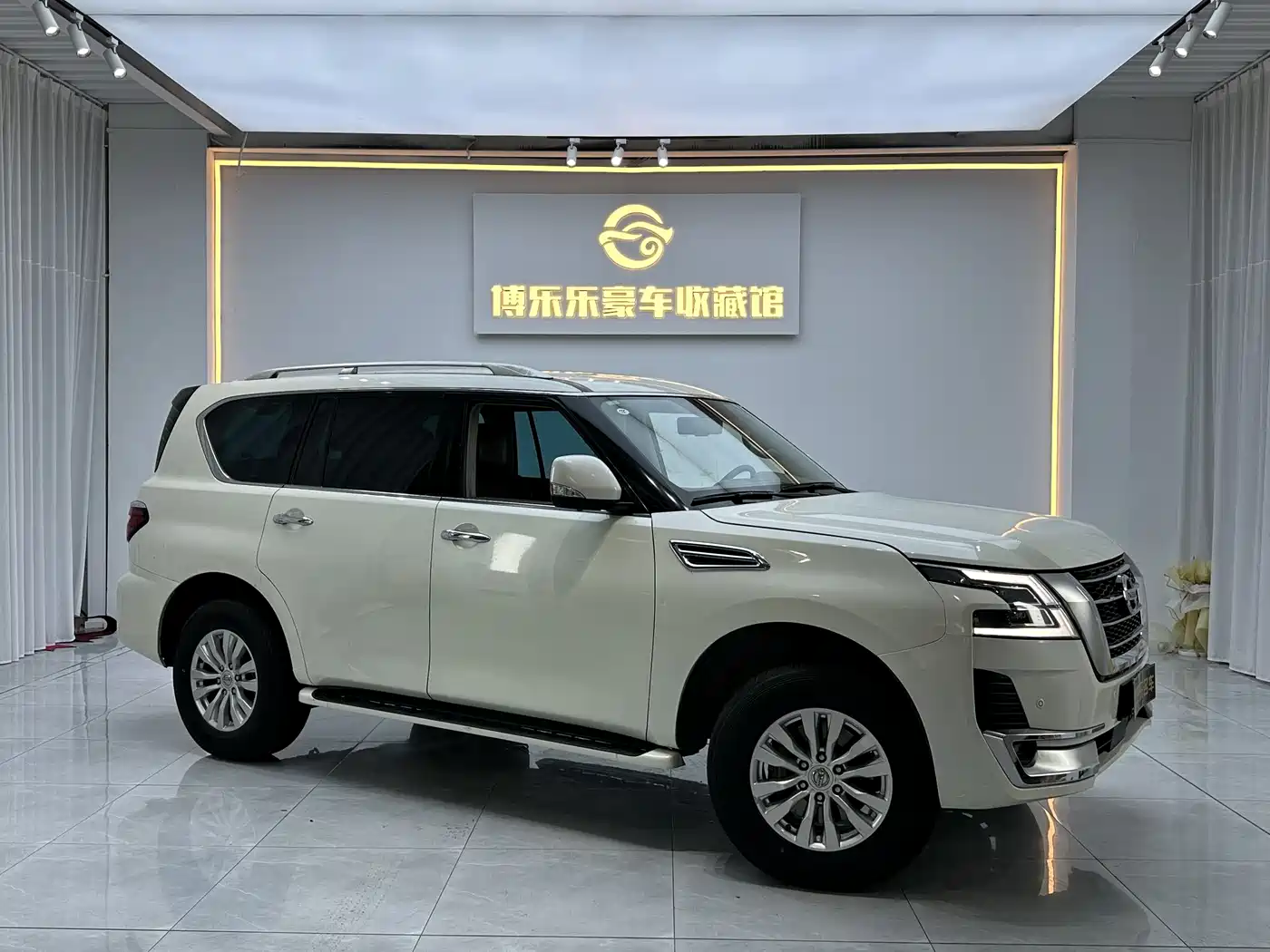 Nissan Patrol 2018 4.0L Flagship фото 6