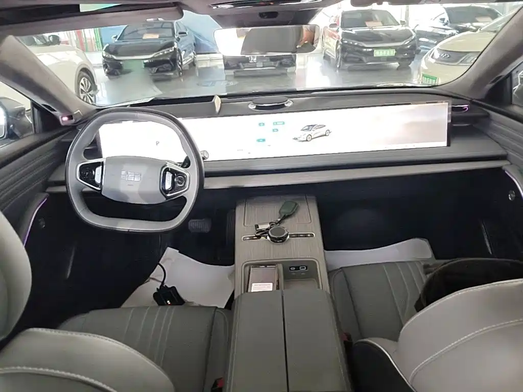 Geely Galaxy Galaxy E8 2024 2024 665km RWD Starship Voyager Edition