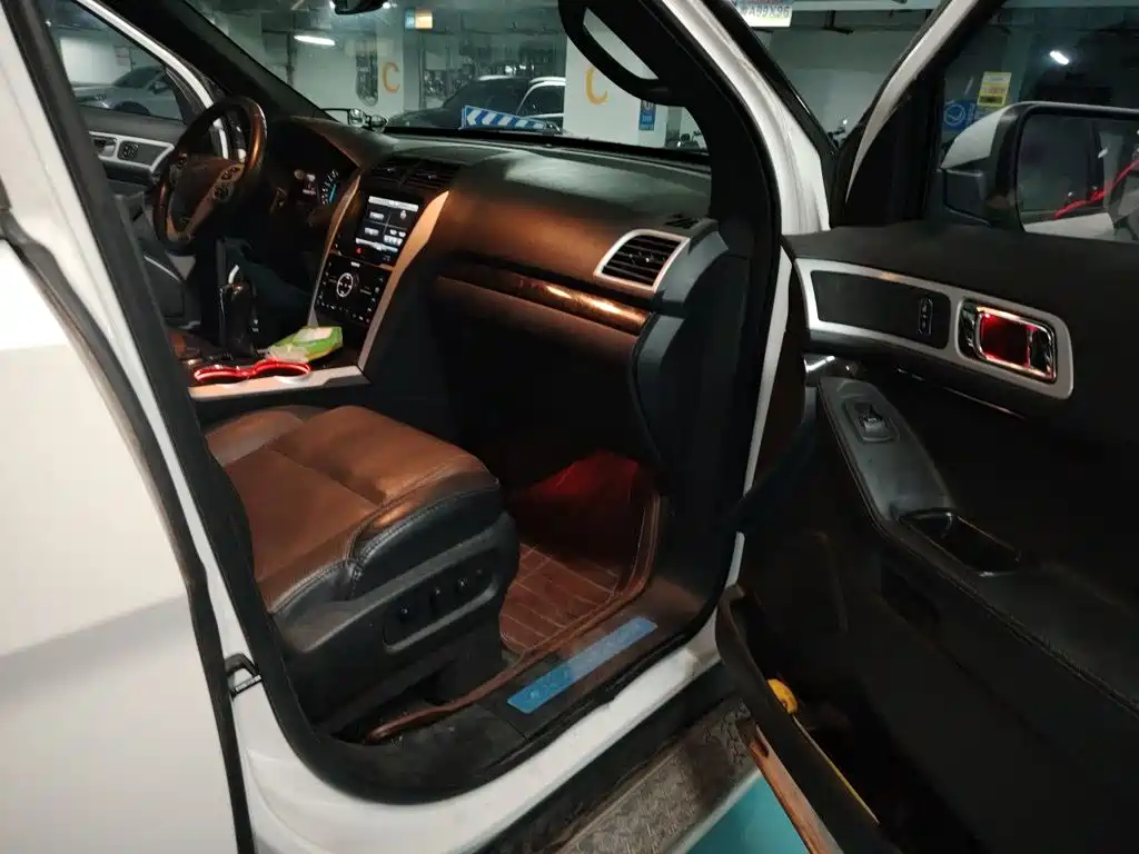 Ford Explorer (Import) 2015 2013 3.5L Premium Edition