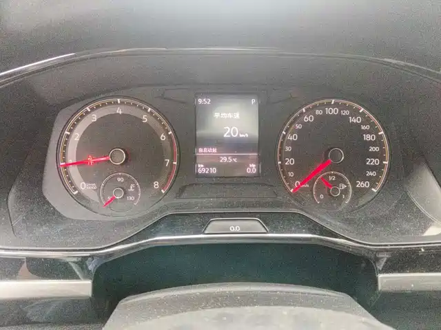 Volkswagen Bora 2019 Facelift 1.5L Automatic Elite China VI — фото 4