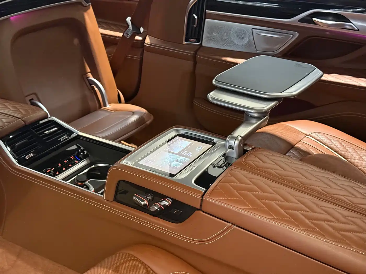 Photo 11 - BMW 7 Series