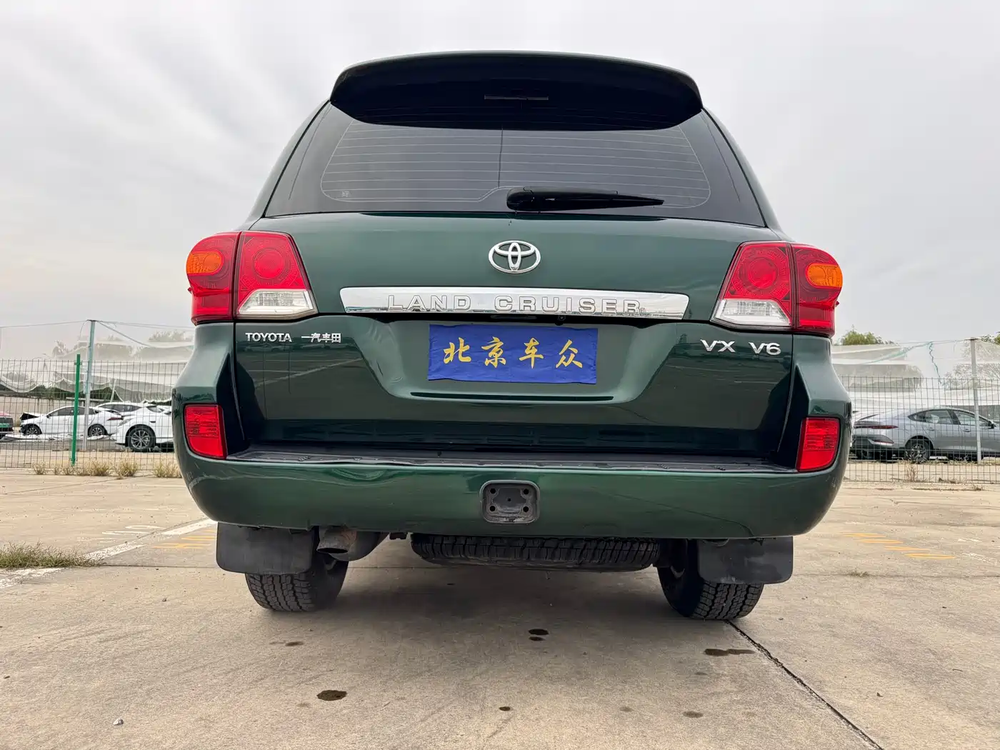 Toyota Land Cruiser 2012 4.0L Automatic VX фото 36