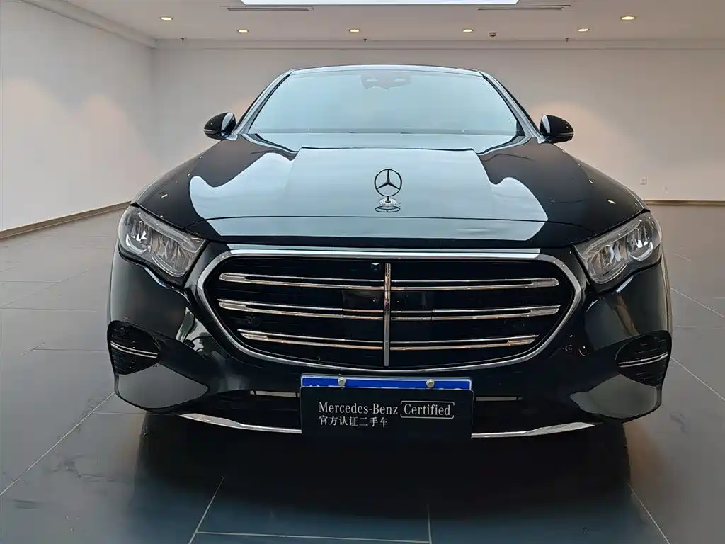 Mercedes-Benz E-Class 2025 E 300 L Luxury фото 3