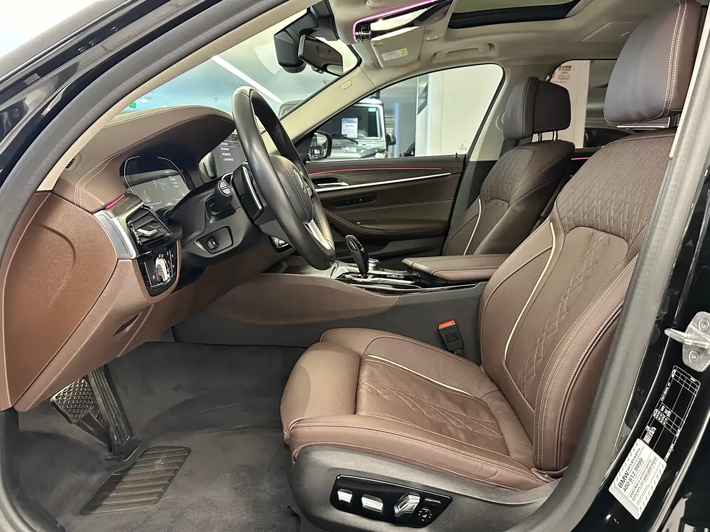 BMW 5 Series 2020 530Li Premium Luxury Package фото 9