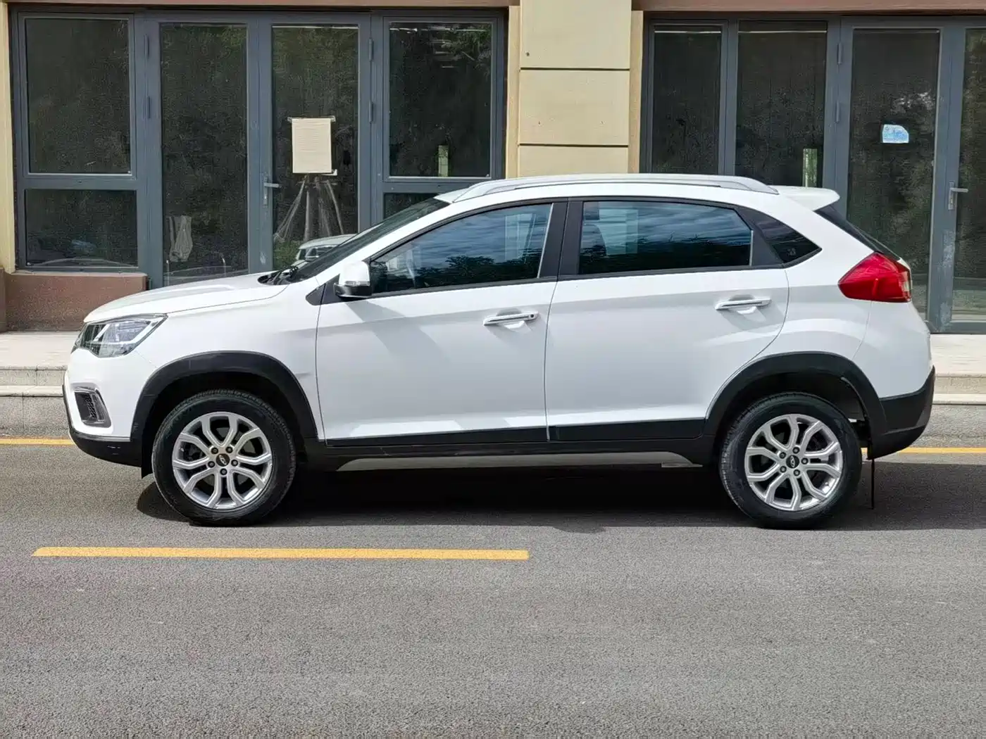 Chery Tiggo 3x 2021 2020 Quality Edition 1.5L CVT Luxury