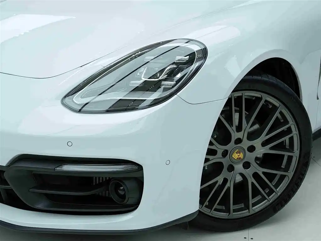 Porsche Panamera 2023 Panamera 2.9T Platinum Edition фото 21