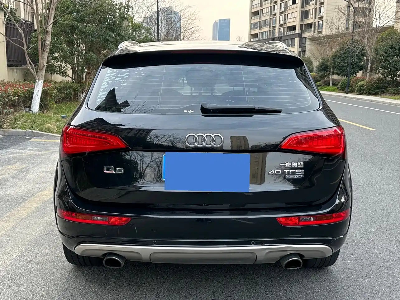 Audi Q5 2018 2017 Plus 40 TFSI Technology