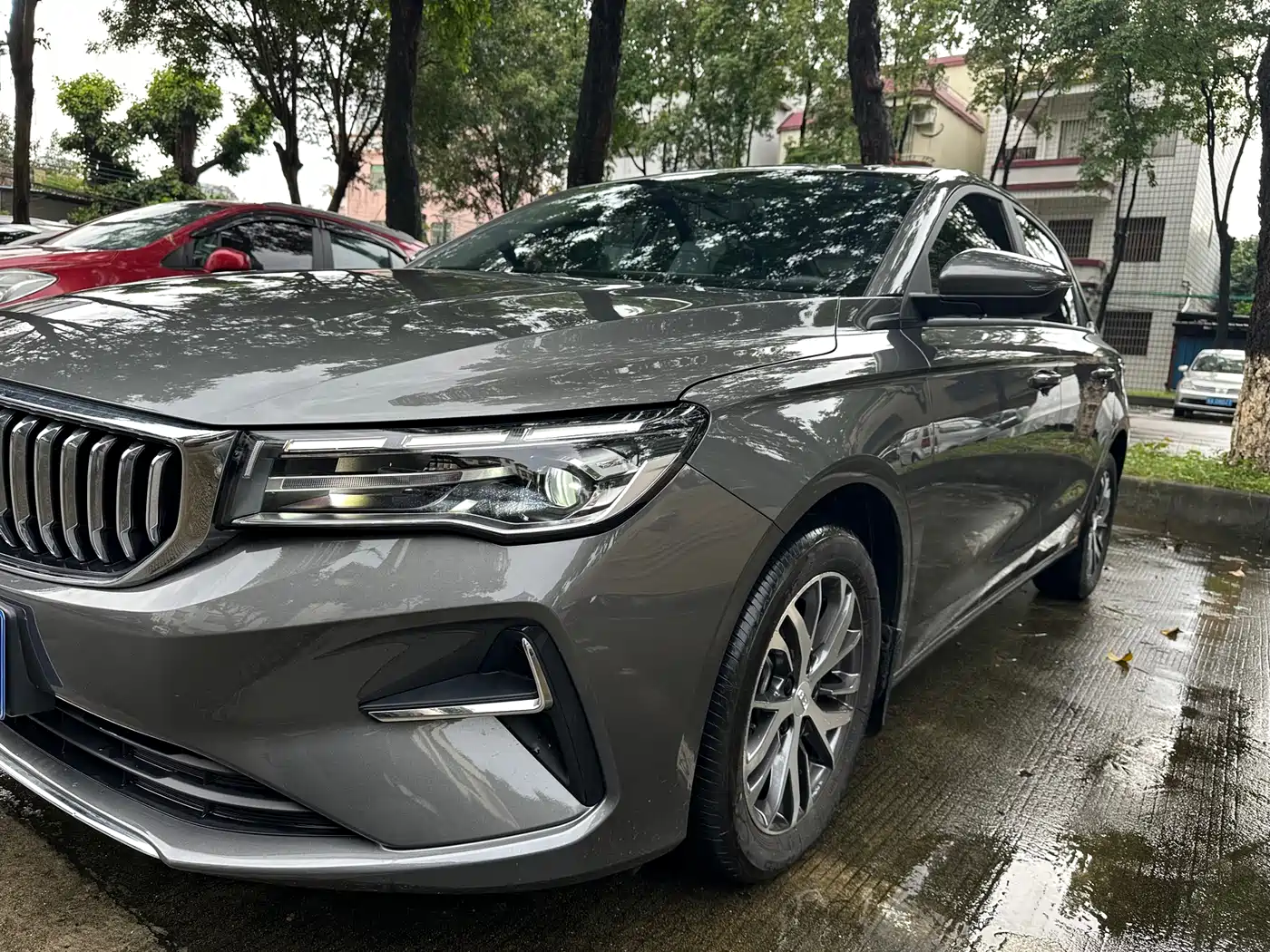 Фото 16 - Geely Emgrand