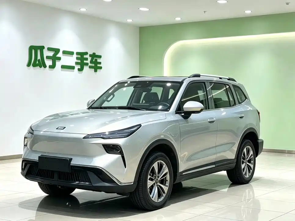 2025 Besturn Yueyi 03