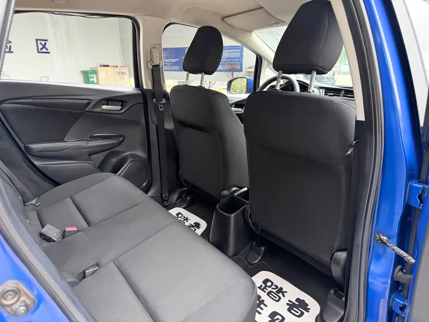 Фото 8 - Honda Fit