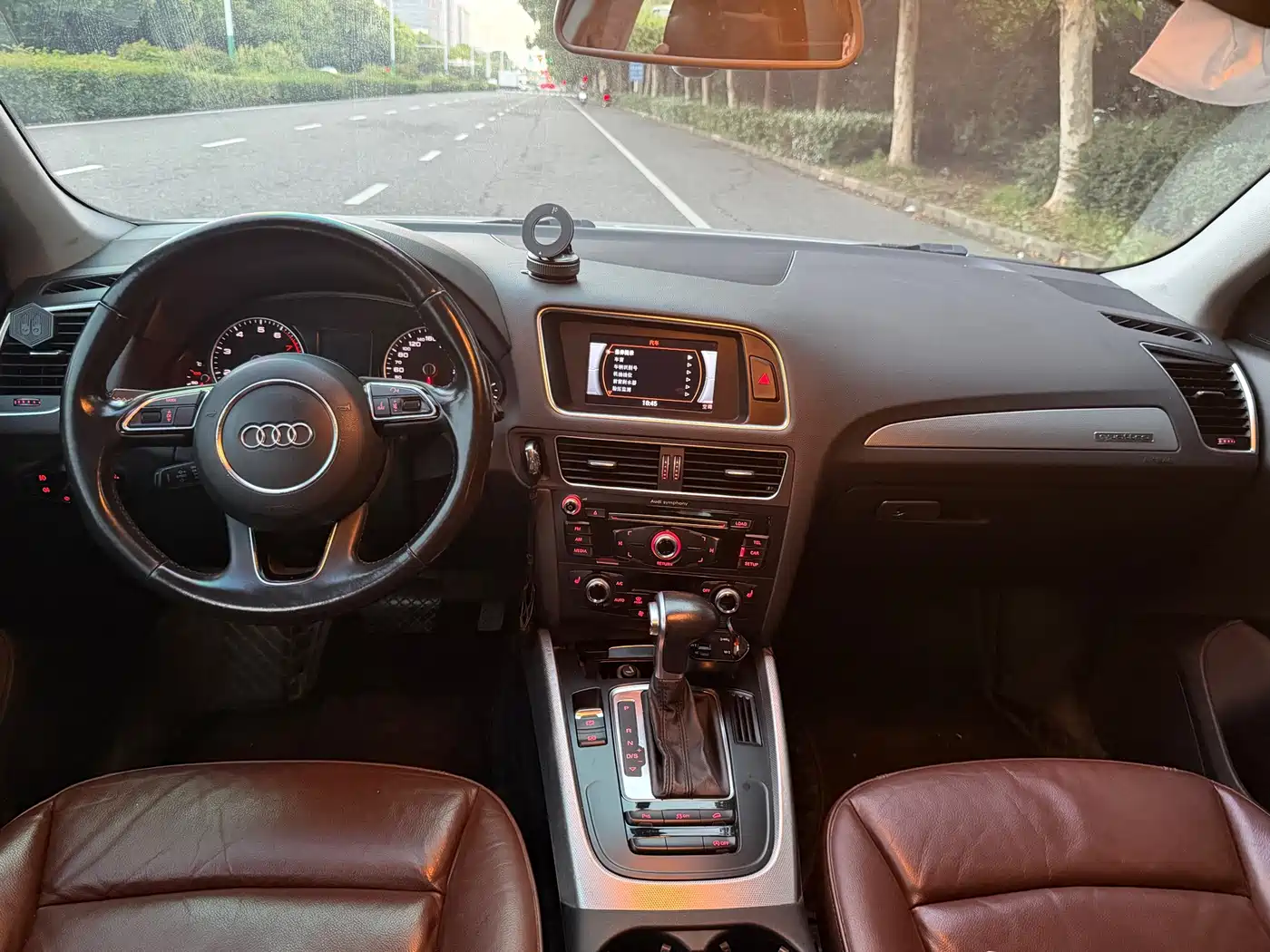 Фото 4 - Audi Q5