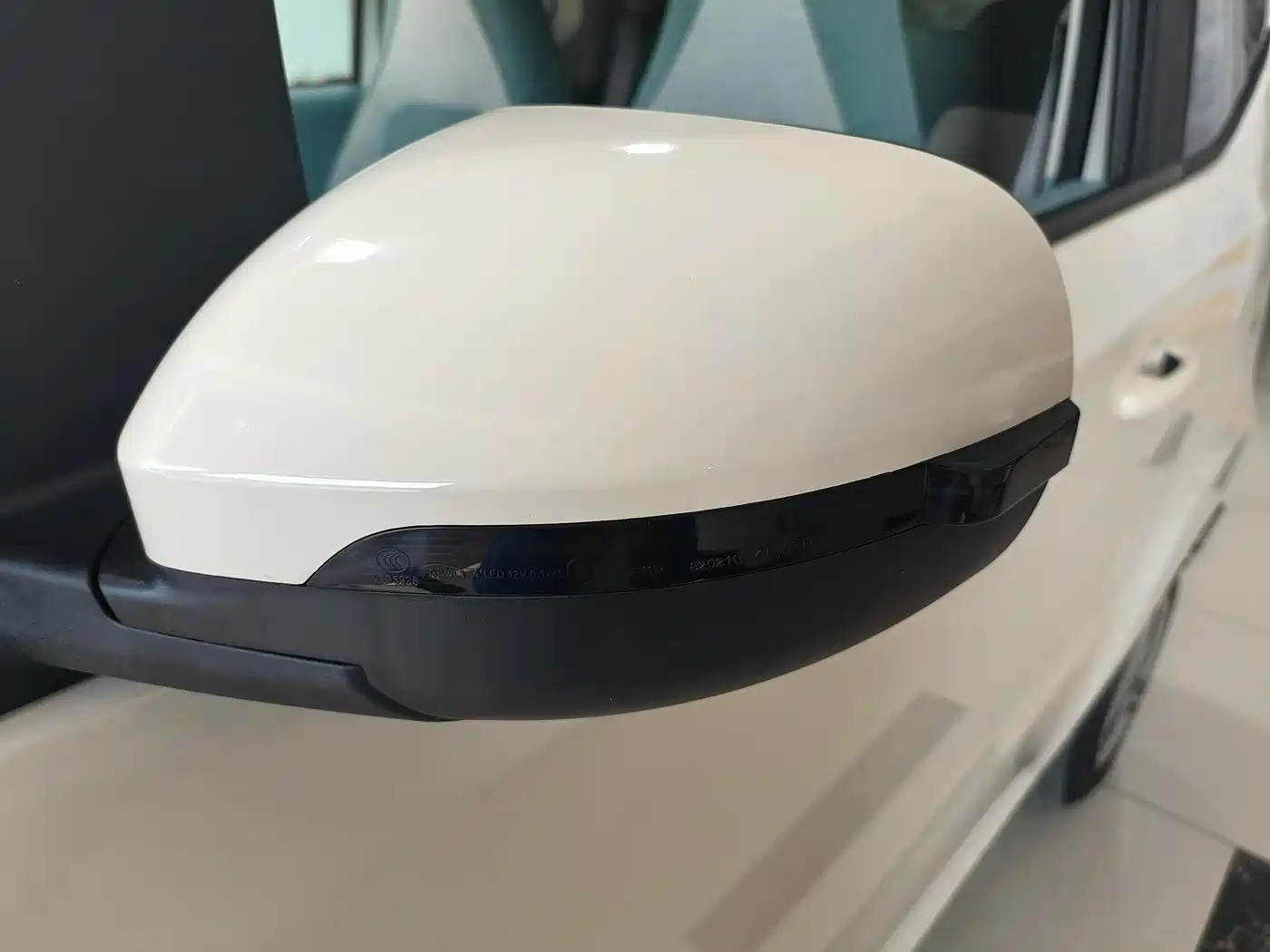 Lingbao Auto Lingbao Uni 2025 2025 Mild Sweet Edition 11.52kWh