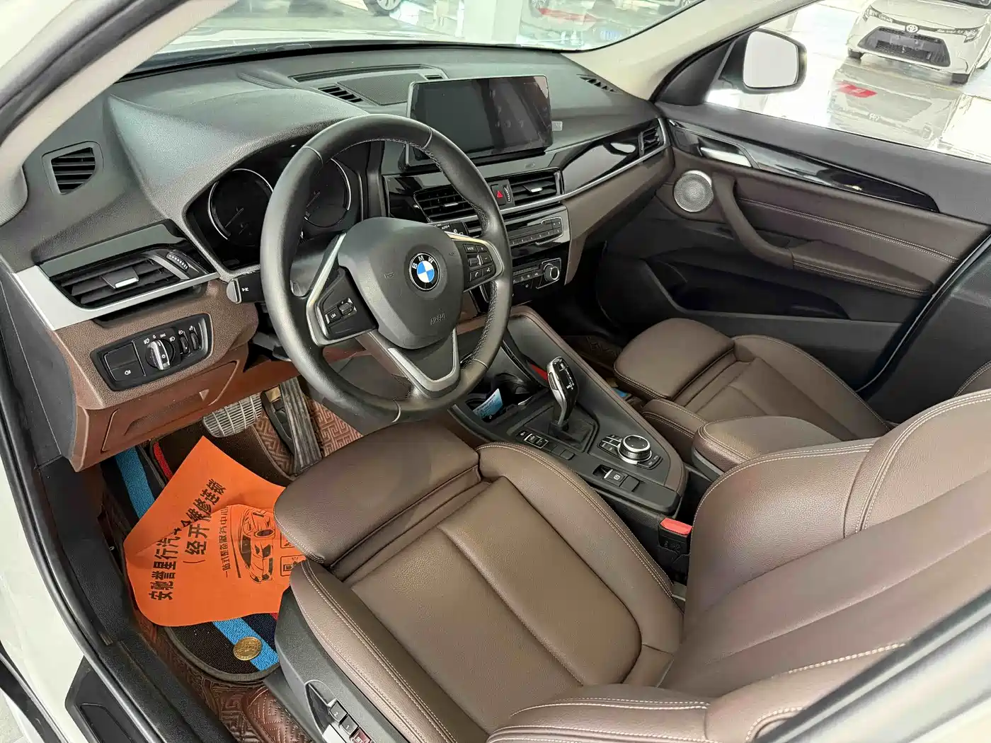BMW X1 2022 sDrive20Li Fashion фото 12