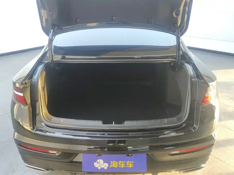 GEELY AUTOMOBILE XINGRUI