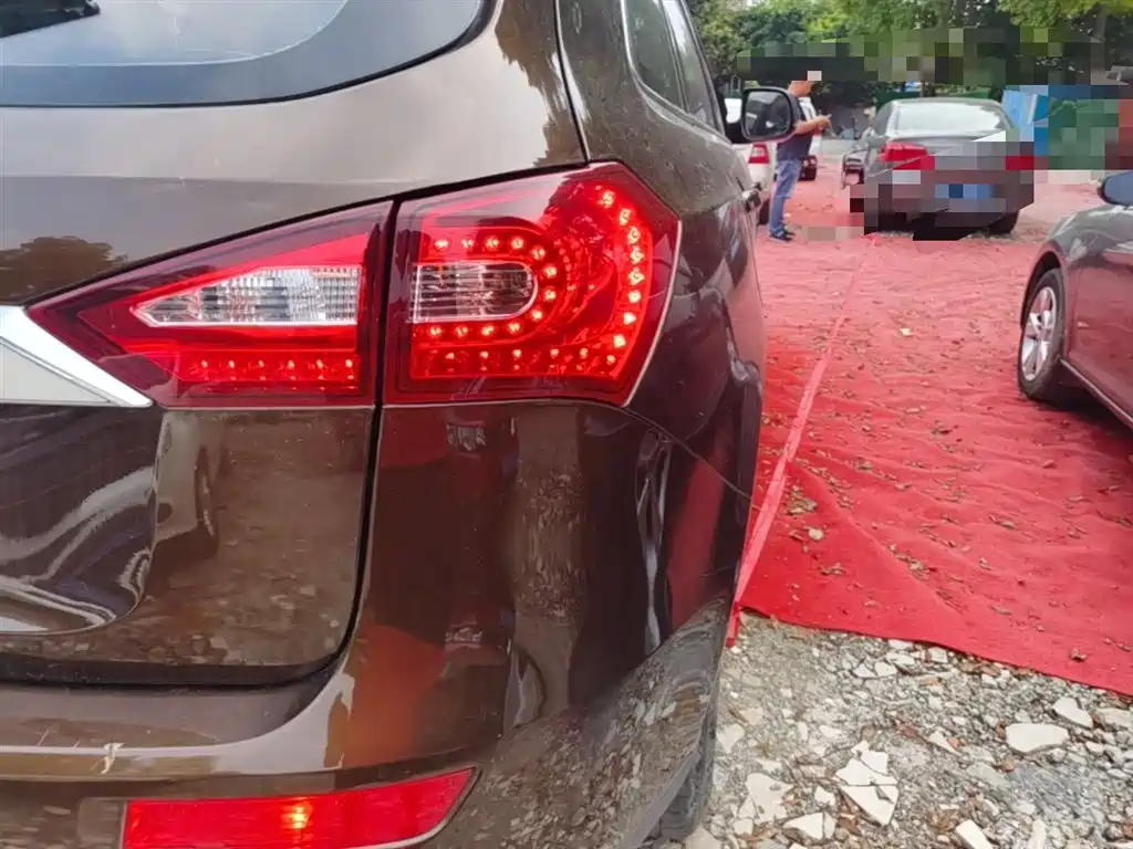 Zotye T600 2015 2015 2.0T DCT Luxury