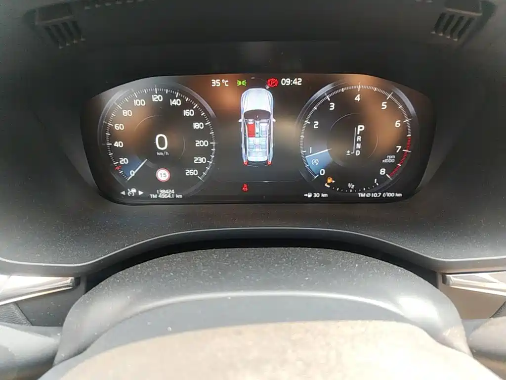 Photo 18 - Volvo XC60