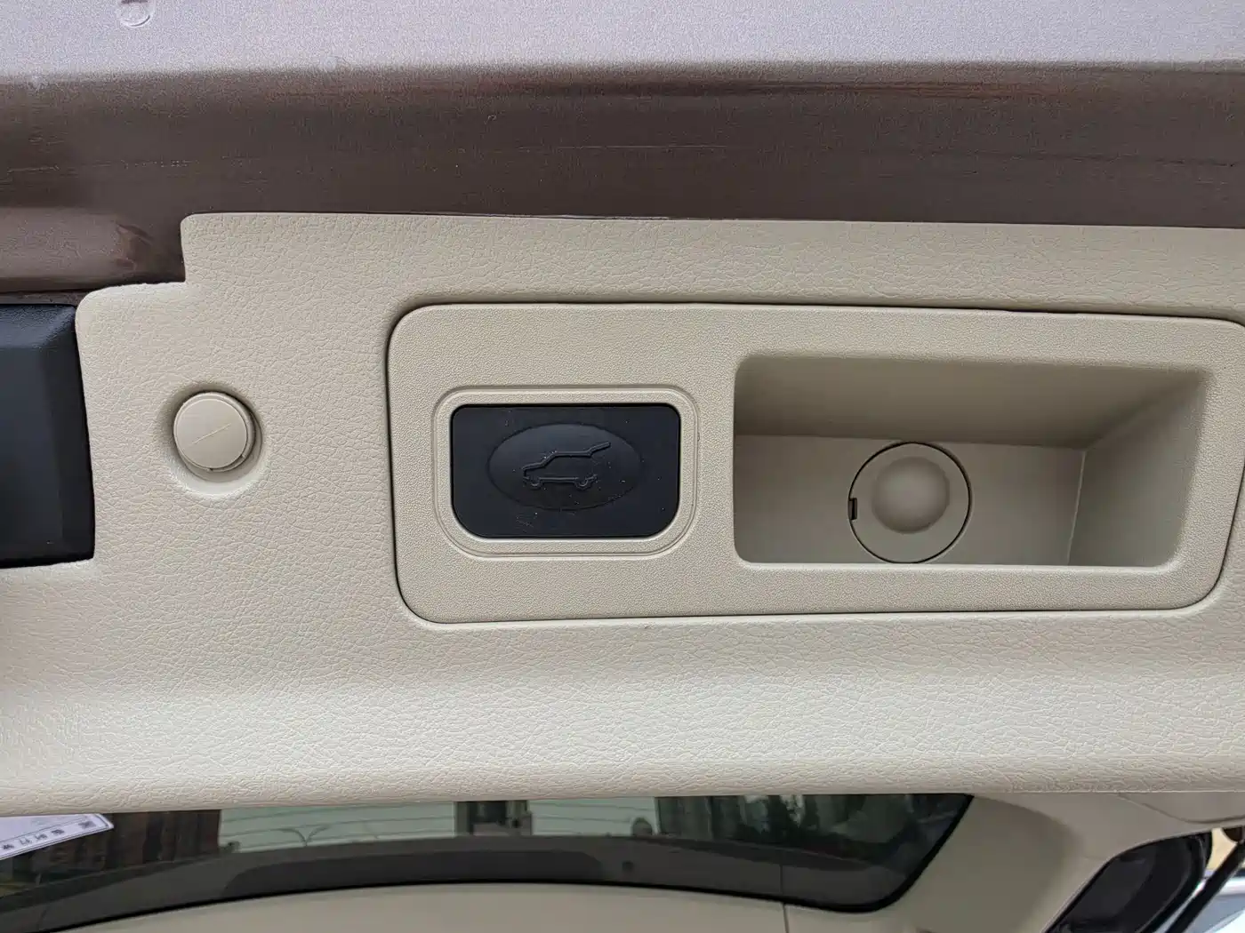 Buick GL8 2018 28T Premium Model China VI фото 15