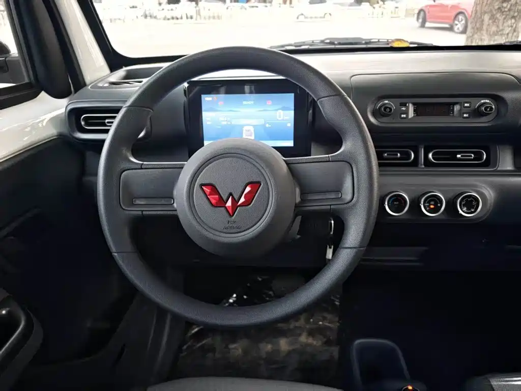 صورة 11 - Wuling Motors Wuling Zhiguang NEV