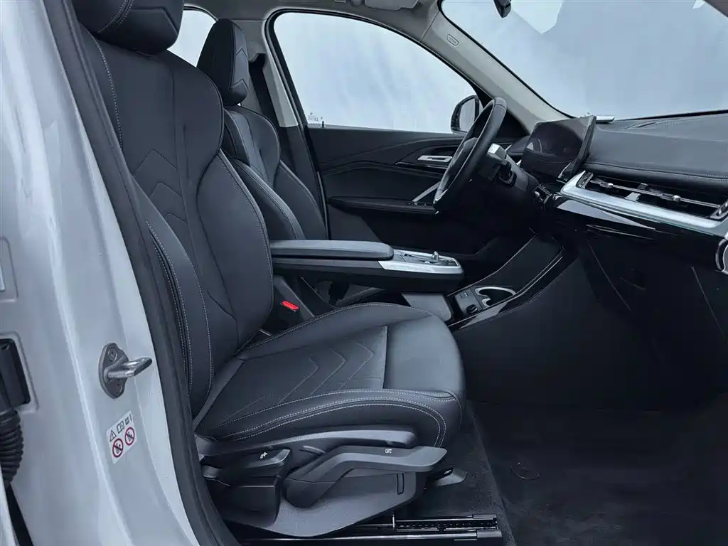 BMW X1 2023 sDrive20Li X Design Package фото 16