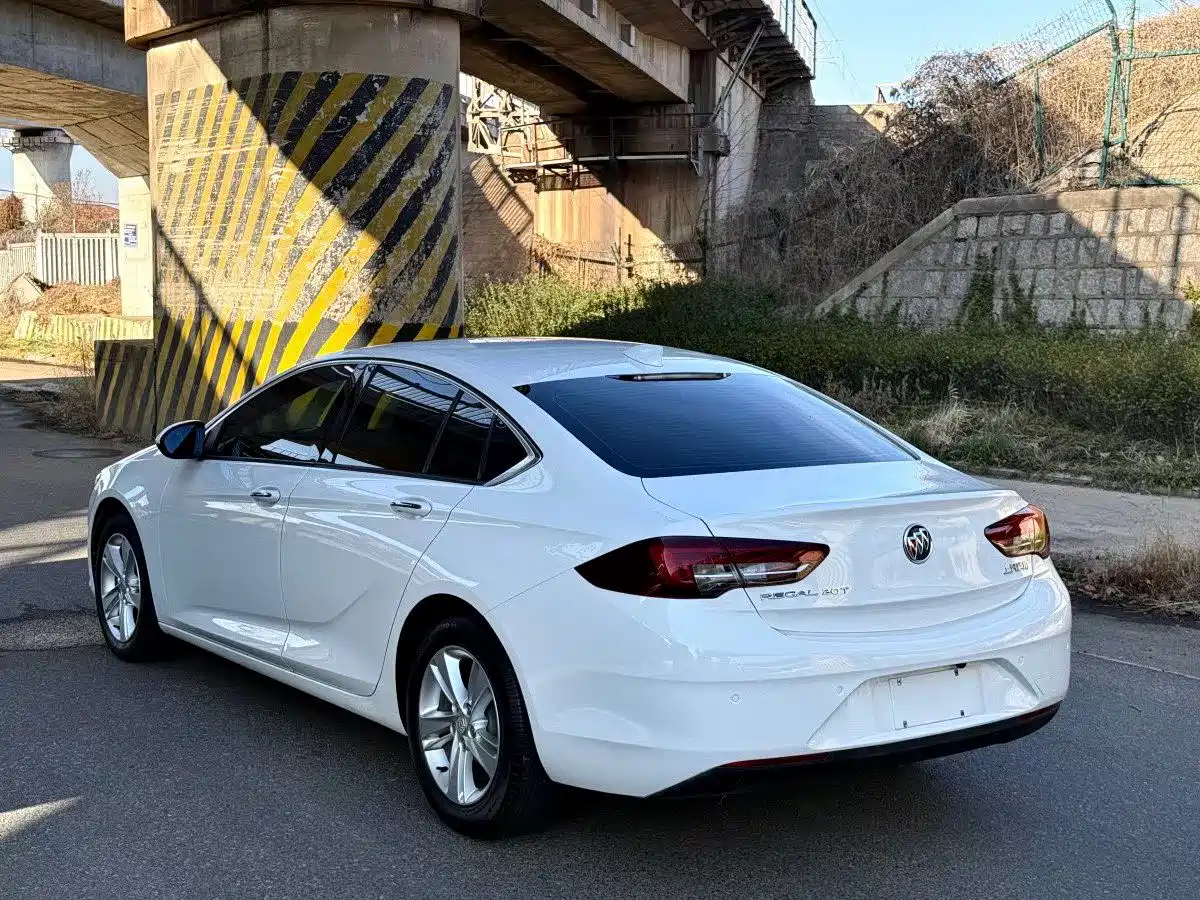 Buick Regal 2019 20T Elite China VI фото 8