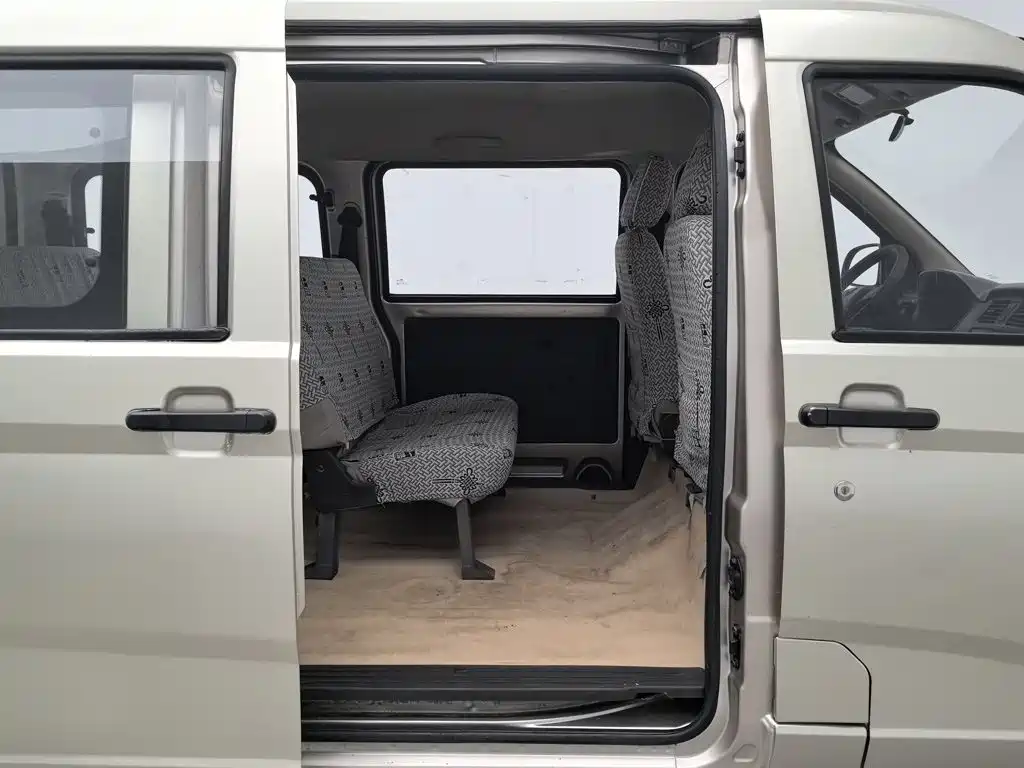 Wuling Motors Wuling Rongguang 2016 2015 1.2L S Base CNG