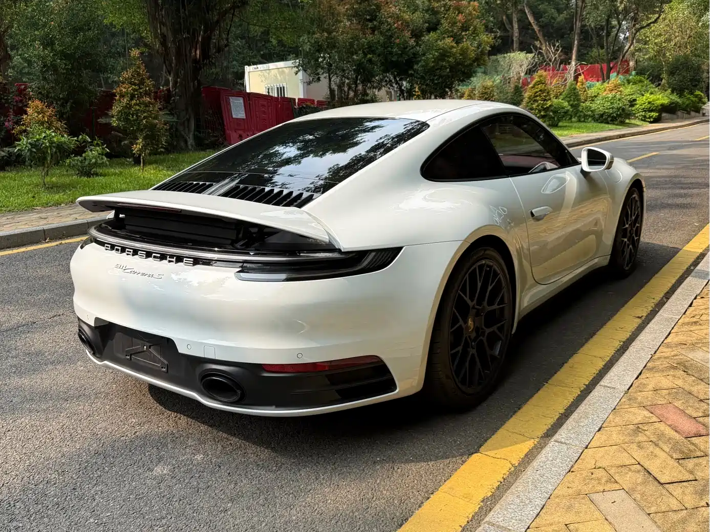 Porsche 911 2023 Carrera 3.0T фото 6