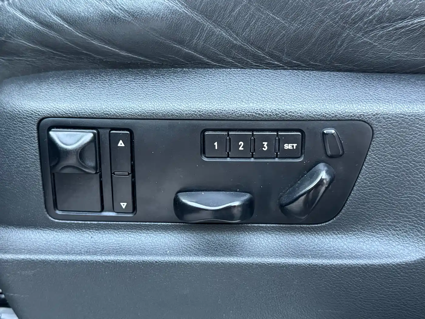 Porsche Cayenne 2007 Model Cayenne 3.6L фото 17