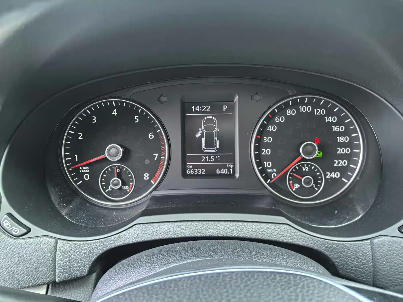 Volkswagen Sharan 2018 380TSI Comfort 7-Seater фото 16
