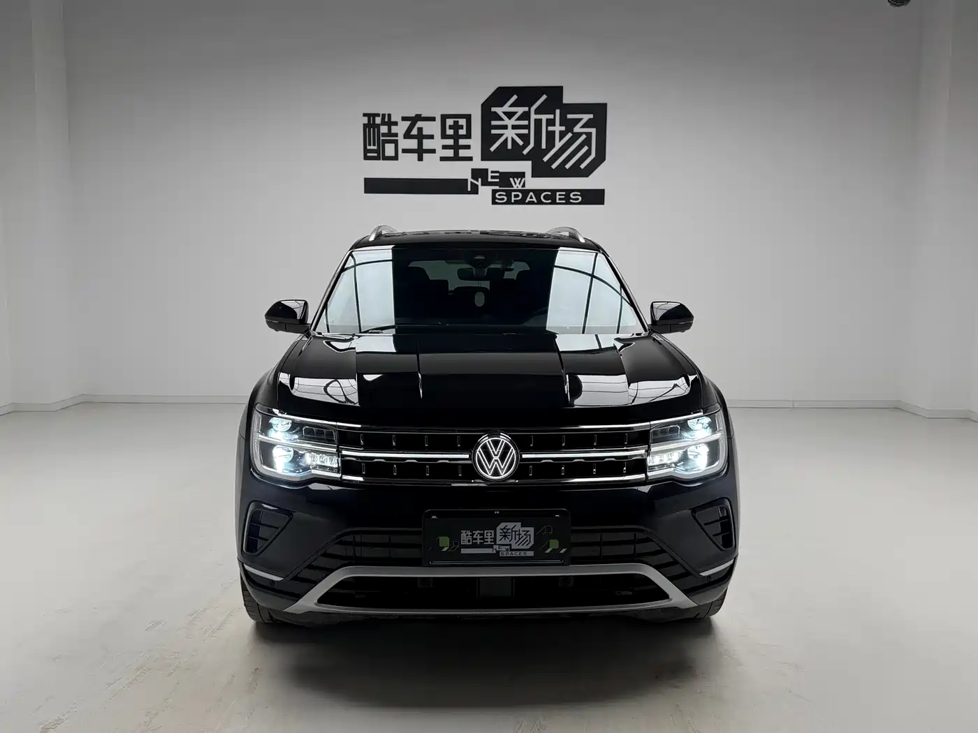 Volkswagen Teramont 2024 380TSI 4WD Prestige Luxury Edition фото 2