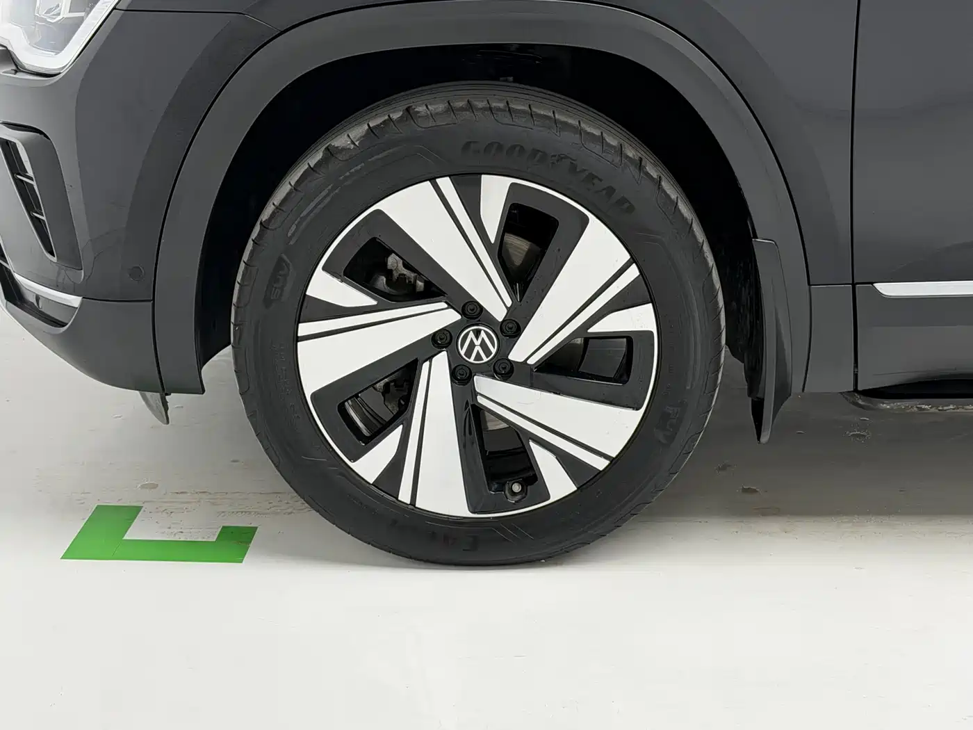Volkswagen Teramont 2024 380TSI 4WD Prestige Luxury Edition фото 8
