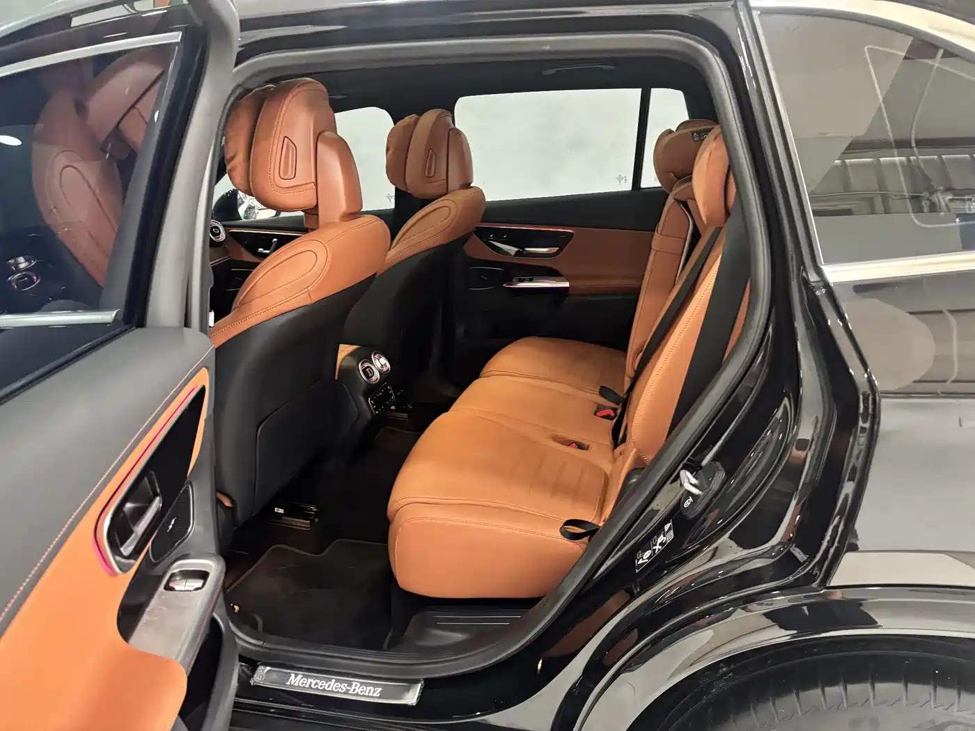 Mercedes-Benz GLC 2024 Facelift GLC 300 L 4MATIC Sport 7-seater фото 20