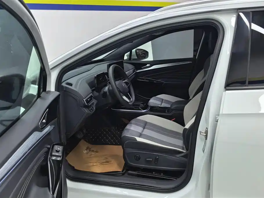 VOLKSWAGEN ID.4 CROZZ