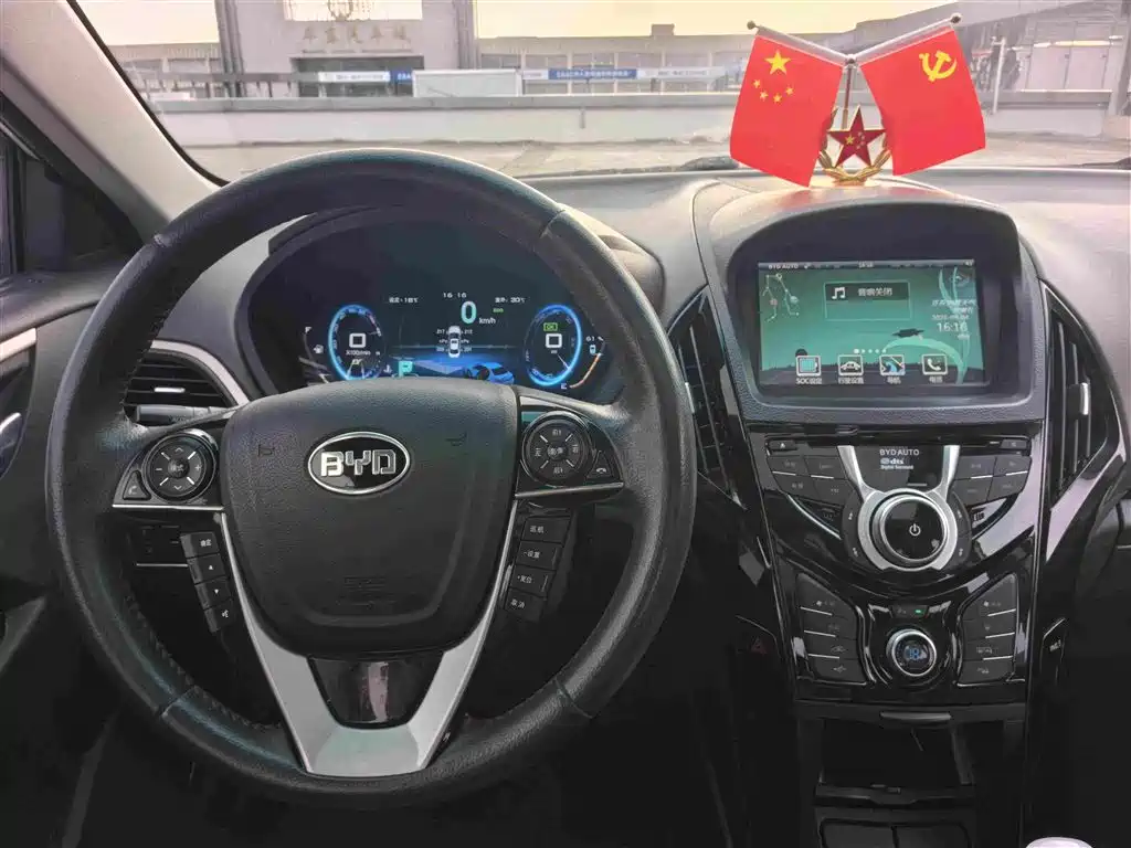 BYD Qin New Energy 2015 2015 1.5T Double Champion Flagship Plus