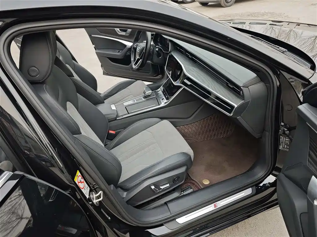 Audi A6L 2024 45 TFSI quattro Premium Dynamic фото 11