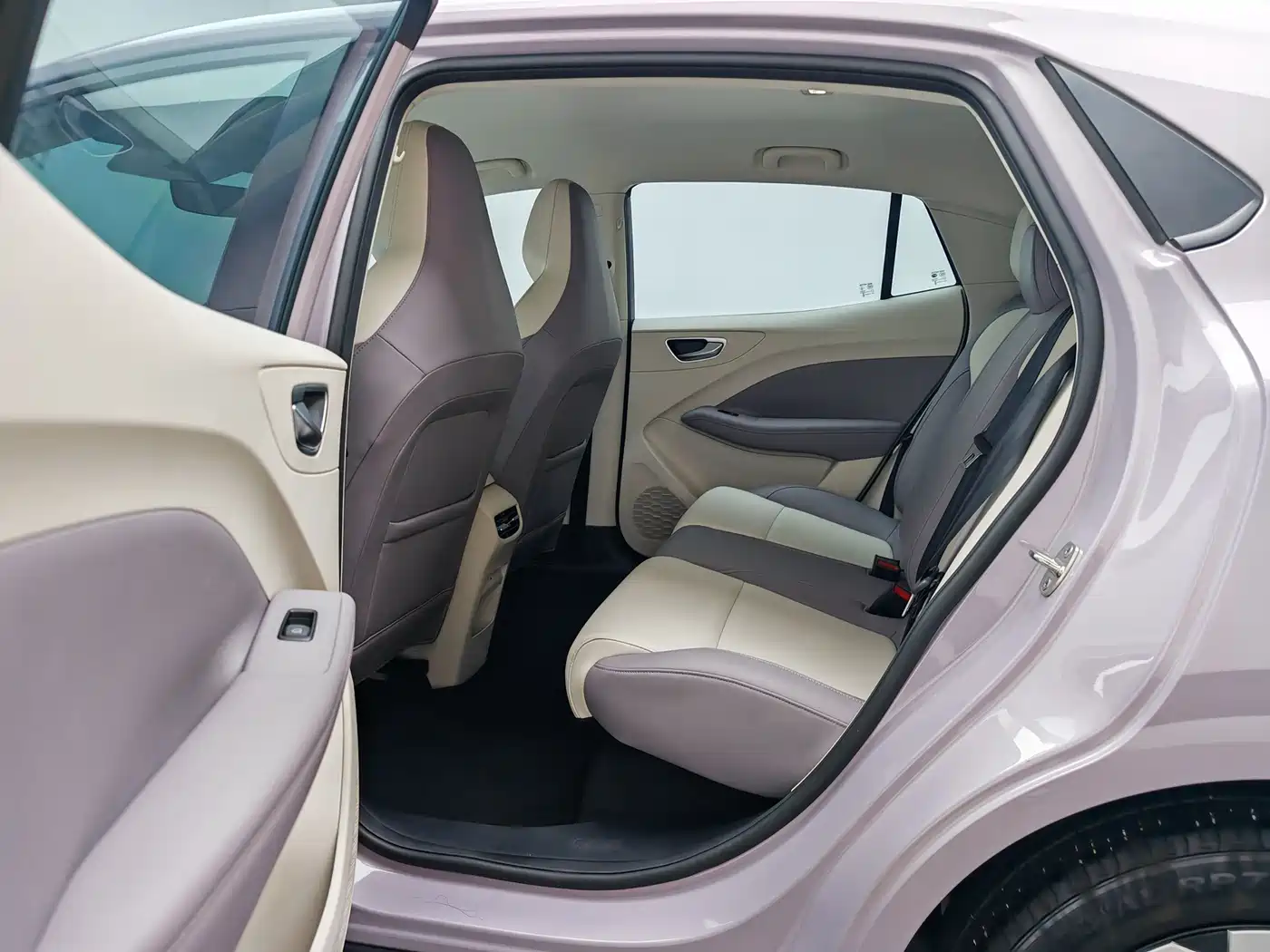 MG MG4 EV 2025 2026 437 Elegant Edition