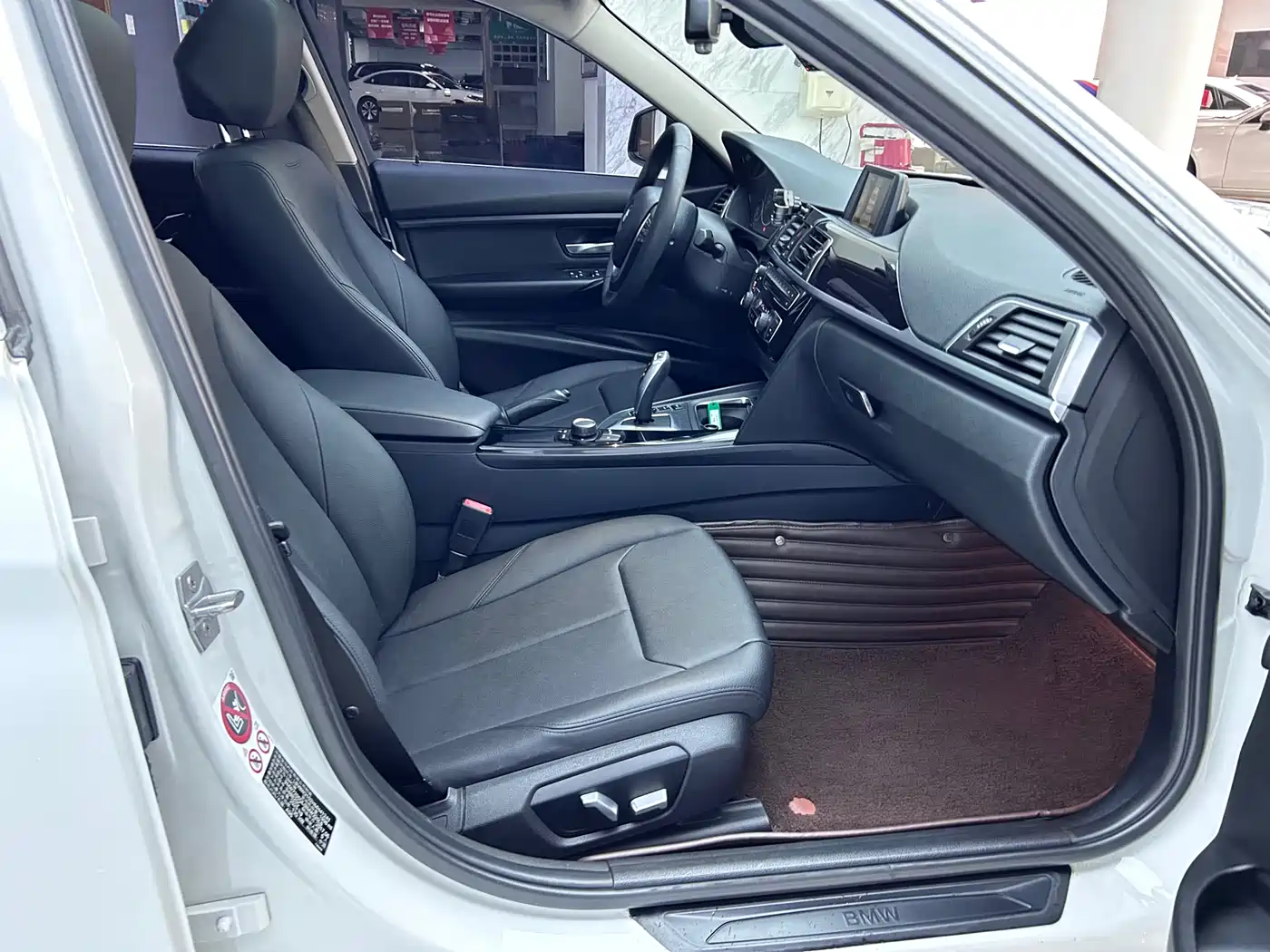 BMW 3 Series 2017 320Li Fashion фото 10