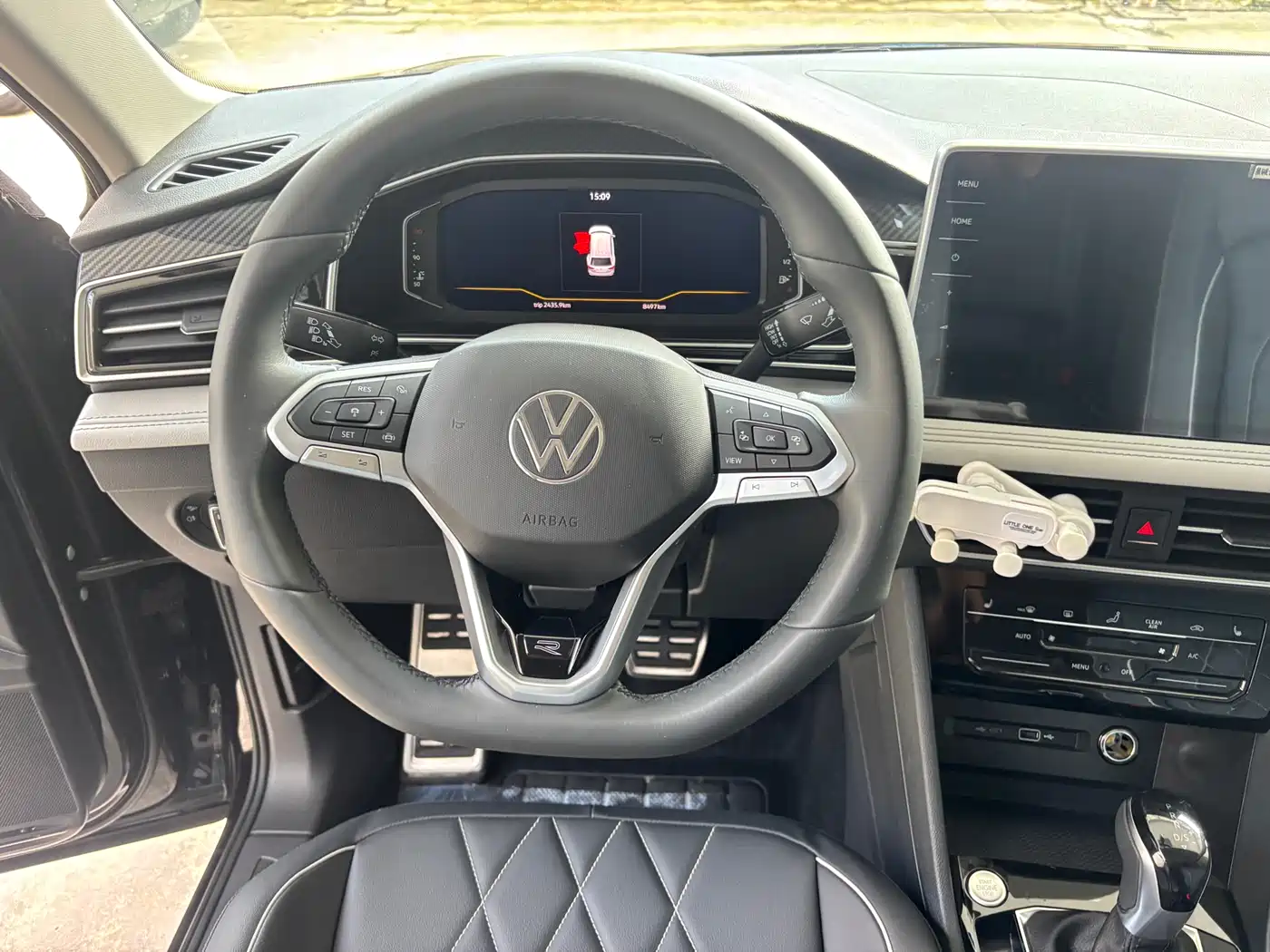 Volkswagen Tiguan L 2024 Outstanding 330TSI Auto 2WD R-Line Dragon Glory Edition фото 7